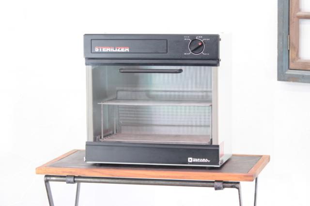 SOLD OUT】 理容 美容サロン器具 中古 タカラベルモント製 ステア