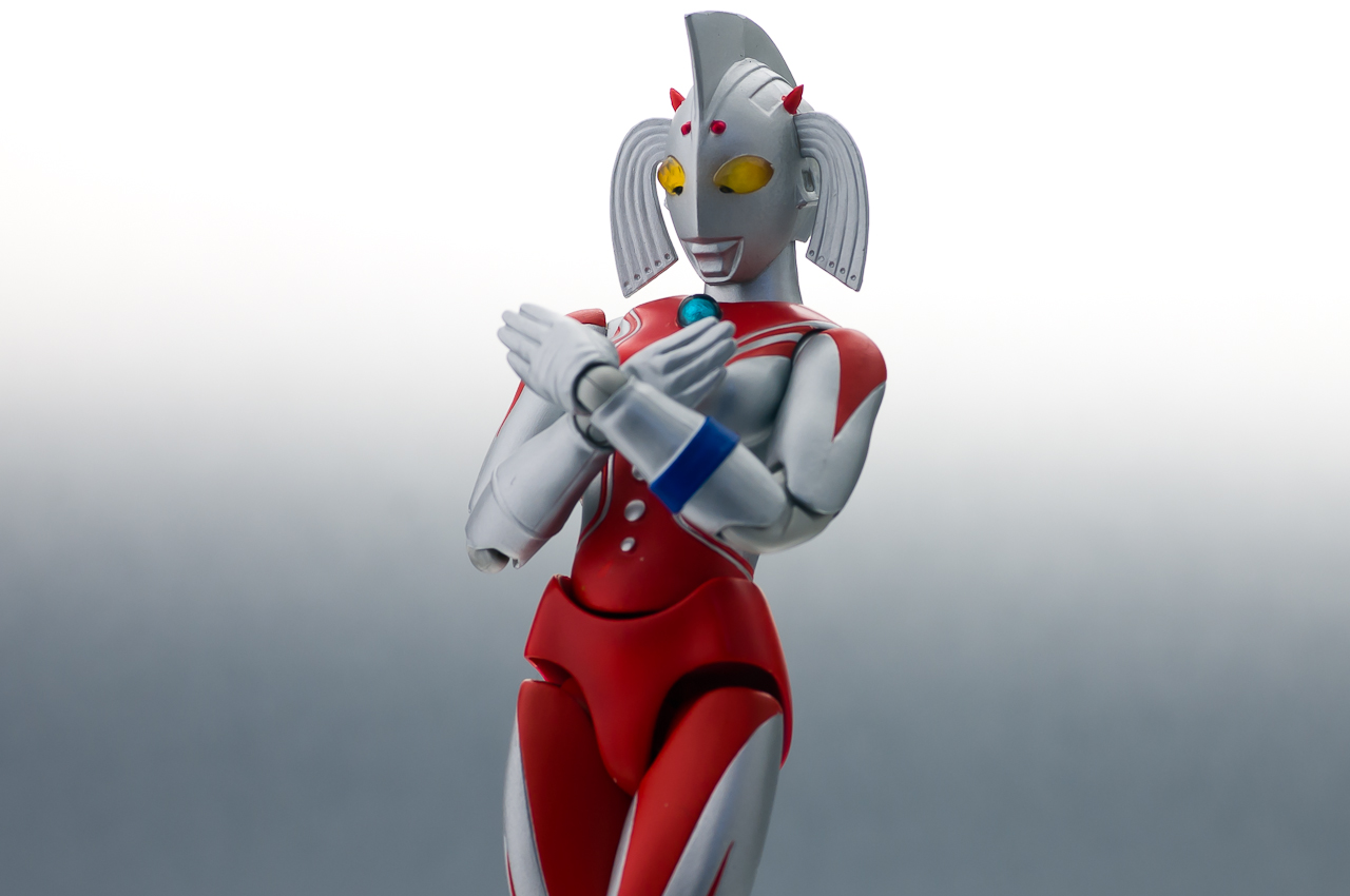 レビュー】 バンダイ 魂ウェブ商店 ULTRA-ACT ウルトラの母