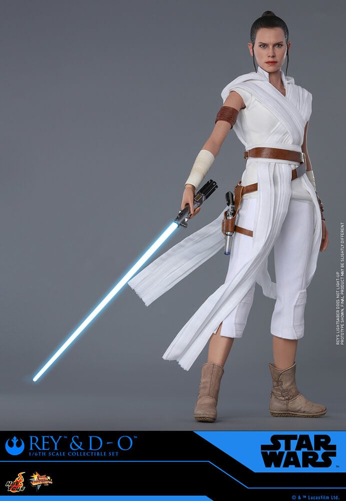 スター・ウォーズ／スカイウォーカーの夜明け』レイ＆新ドロイド「D-O