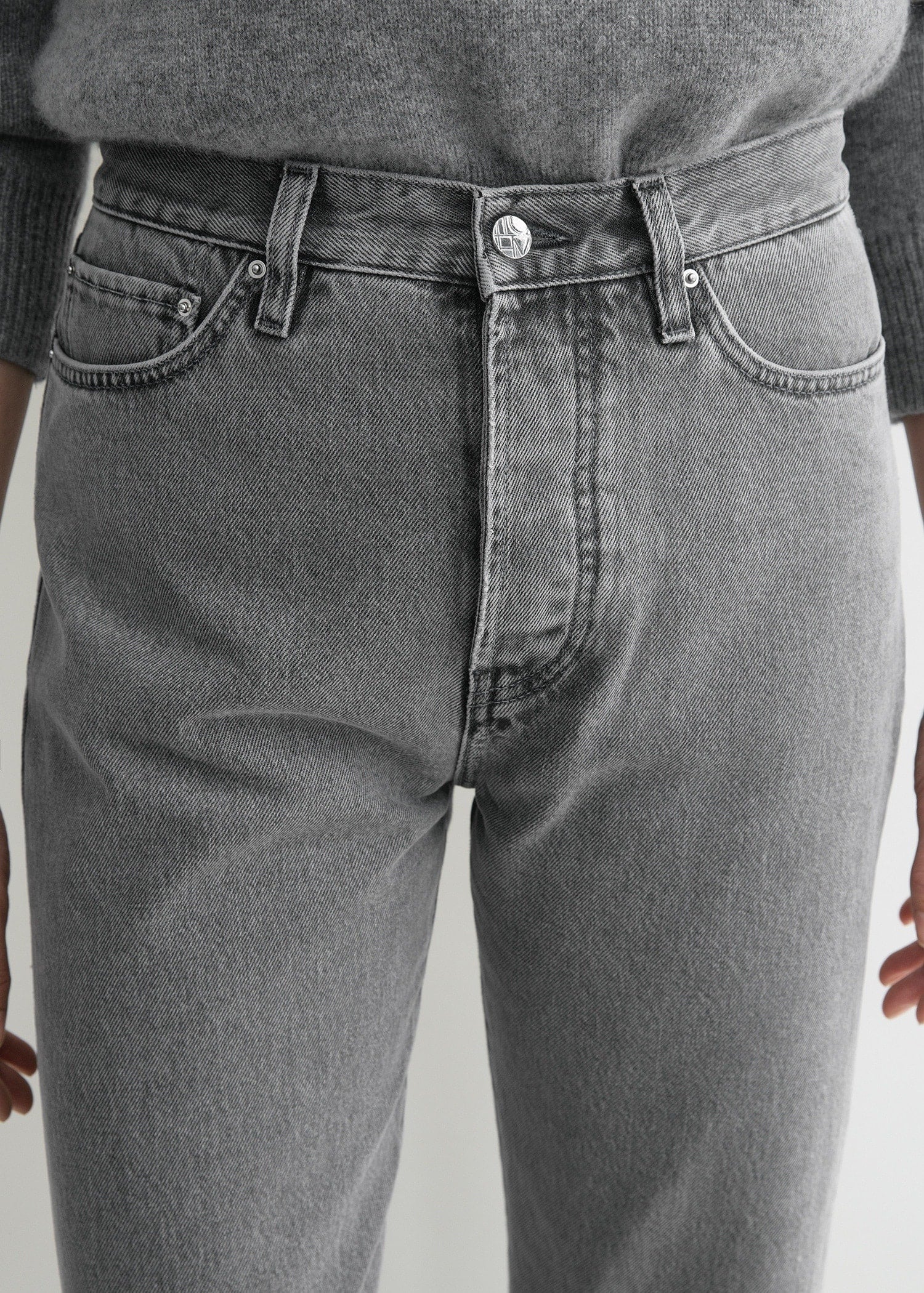Twisted seam denim full length mid grey – TOTEME