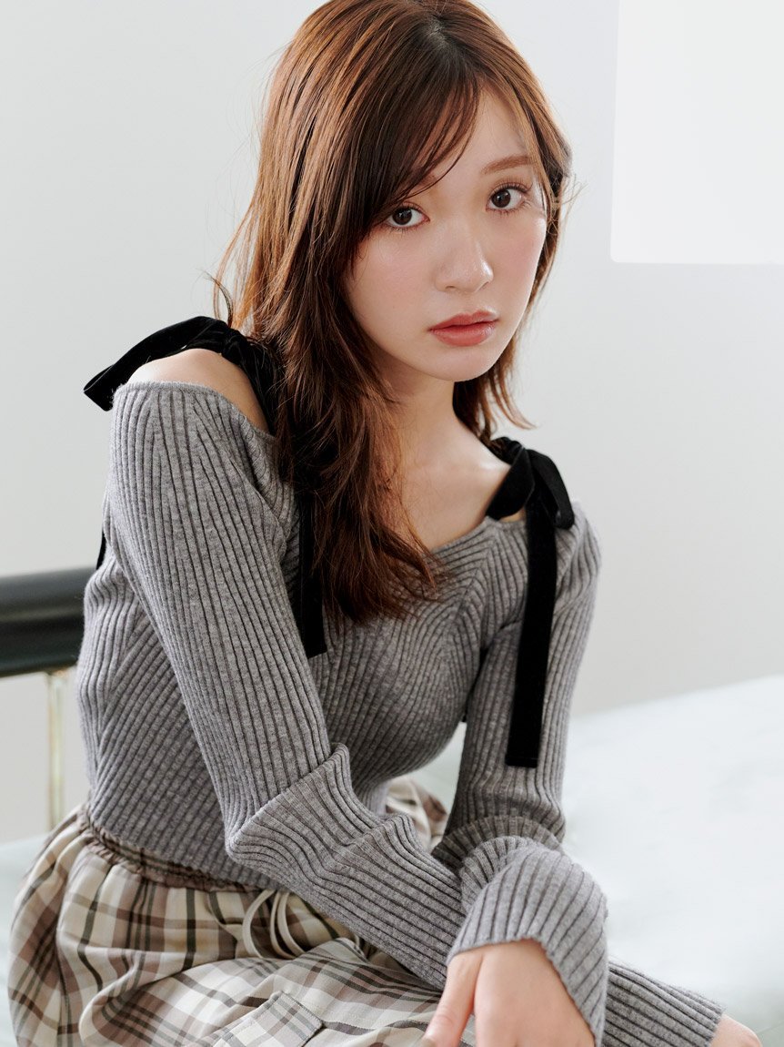 SNIDEL｜ショルダーリボンオフショルニットプルオーバー | Rakuten