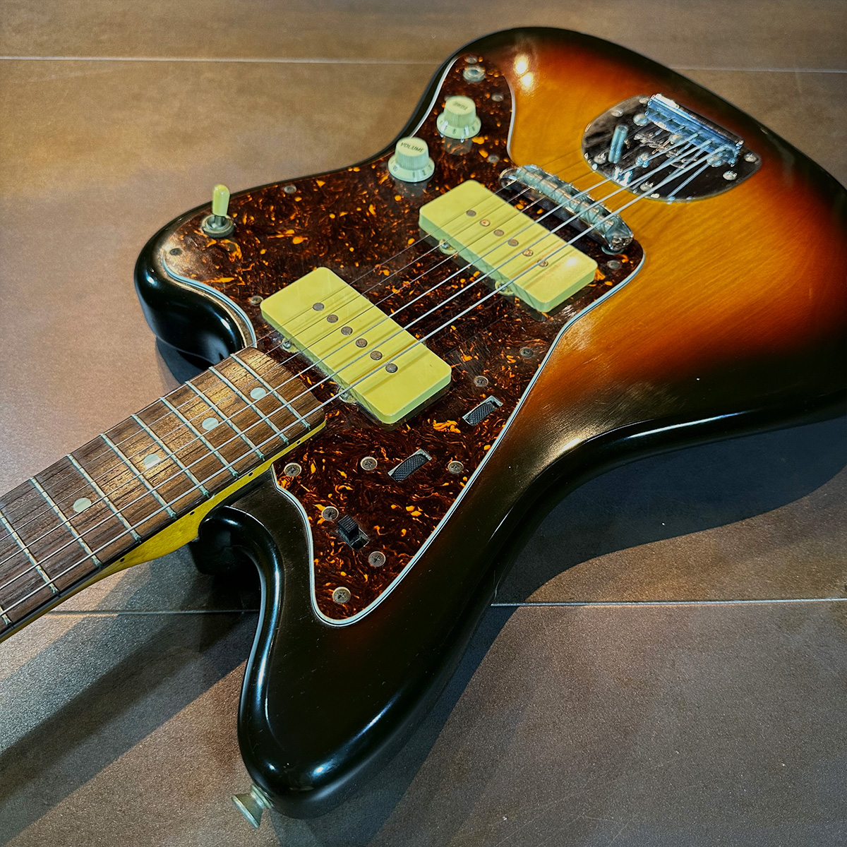 Fender Japan JM-66 Sunburst FUJIGEN製 | UNTAKE GUITARS（アンテイク