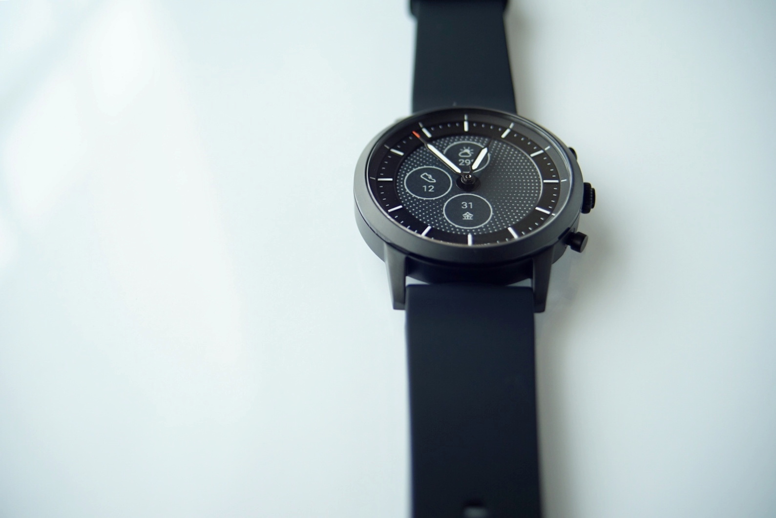徹底レビュー】FOSSILスマートウォッチ『ハイブリッドHR』お洒落＆使い