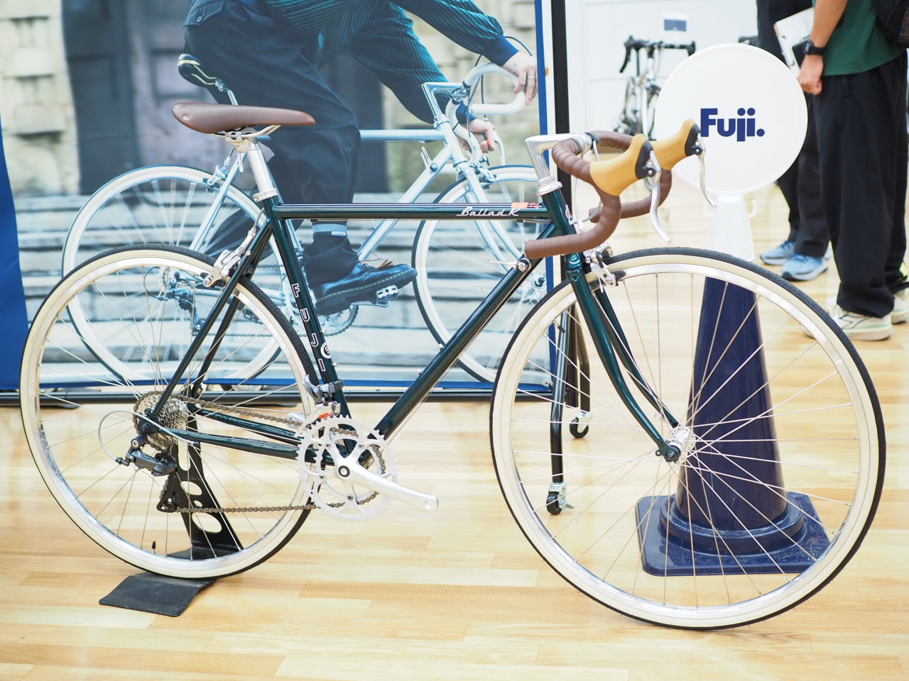 FUJI(フジ) BALLAD R(バラッドR) CLARIS 完成車 2025 | サイクル