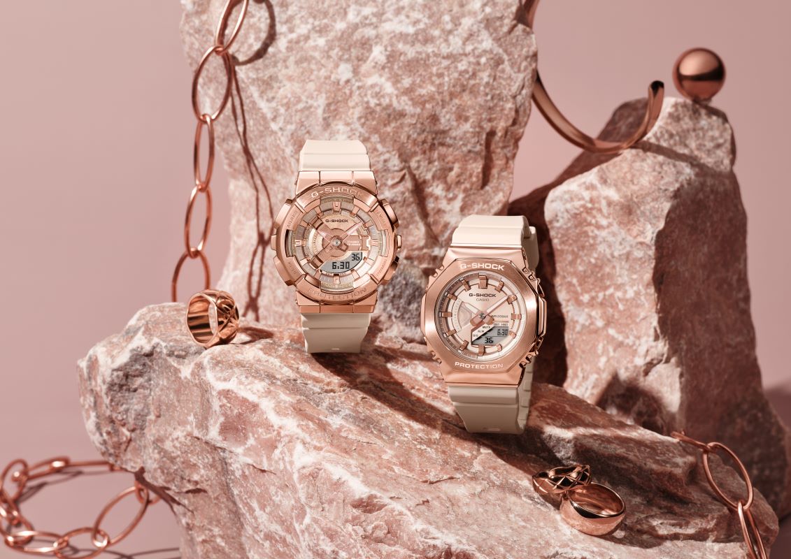 華やかなピンクゴールドが輝く小型の“G-SHOCK” | CASIO