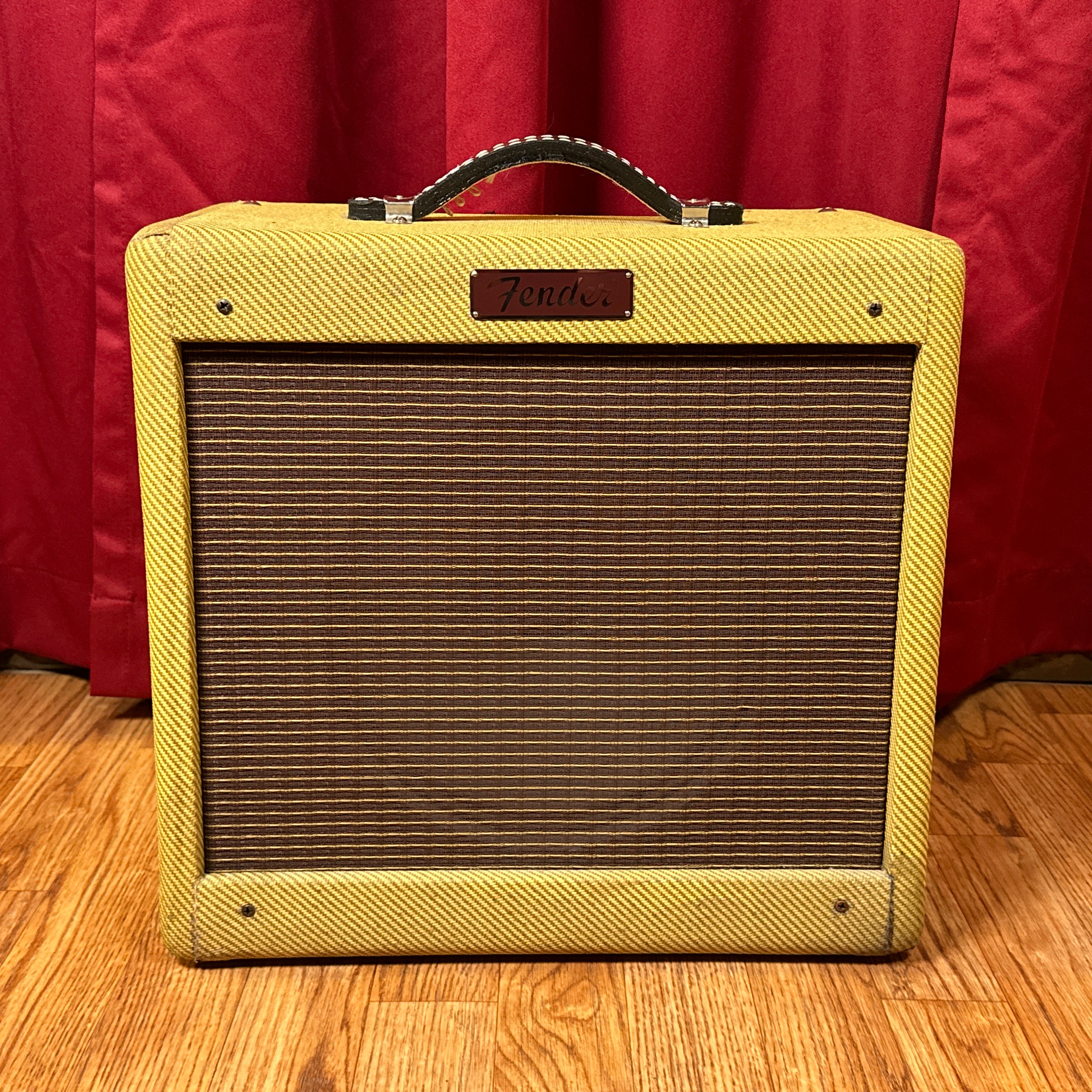 Fender Pro Junior 15w 1x10 Guitar Combo Amplifier Tweed PR 257
