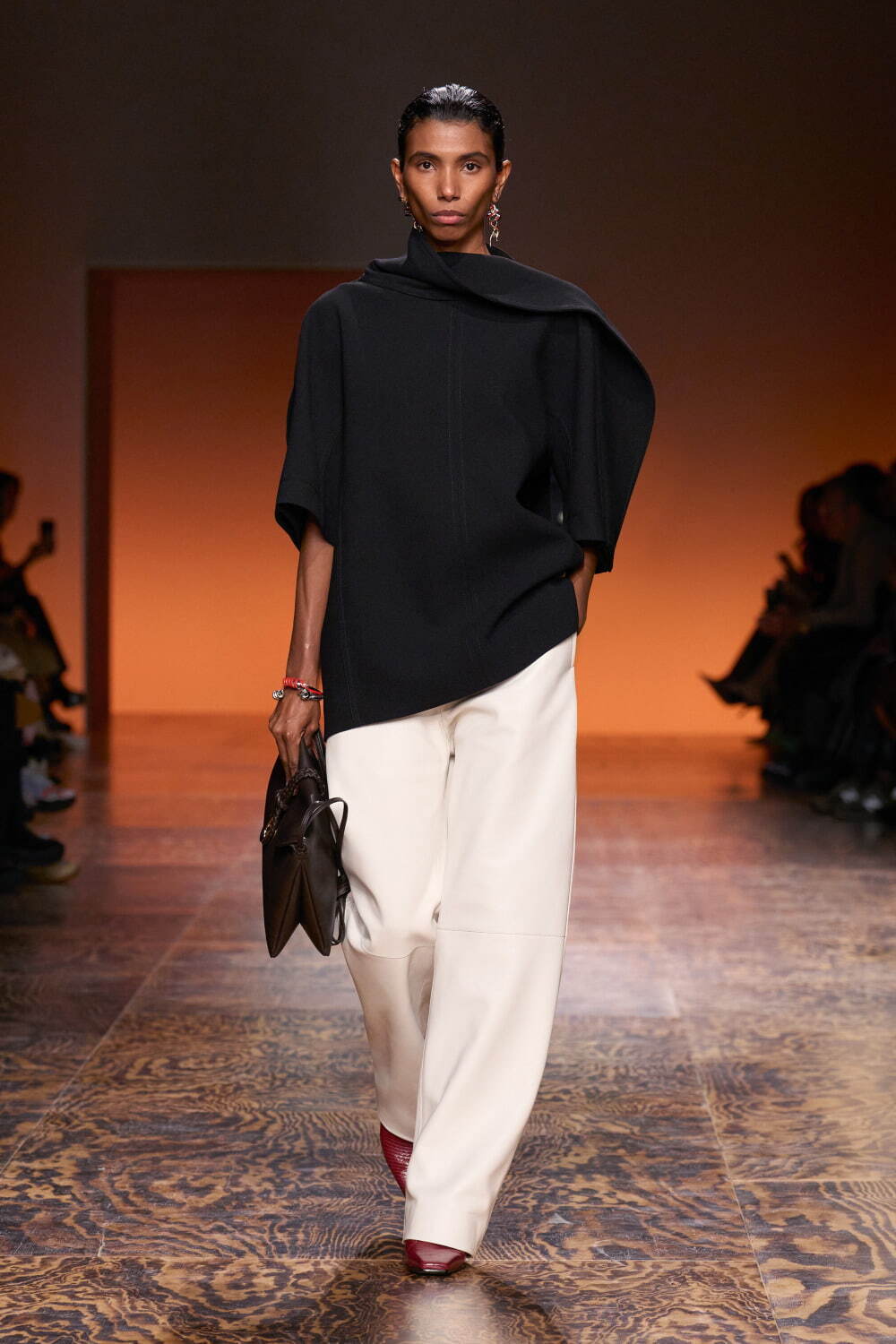 ボッテガ・ヴェネタ(BOTTEGA VENETA) 2024年冬ウィメンズ&メンズ