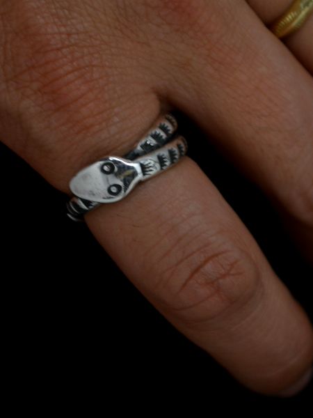 LARRY SMITH / SNAKE RING