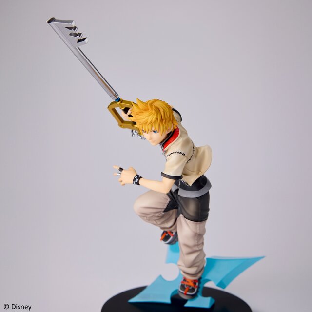 キングダム ハーツII』ロクサスがフィギュア化！キーブレードを構え