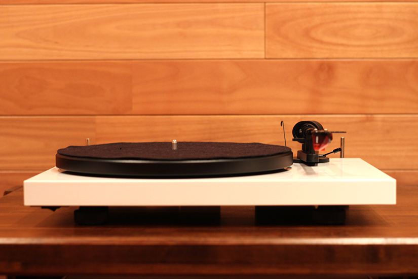 Pro-Ject VINYL PLAYER SALE!】【メーカーB級品】Pro-ject/ターン