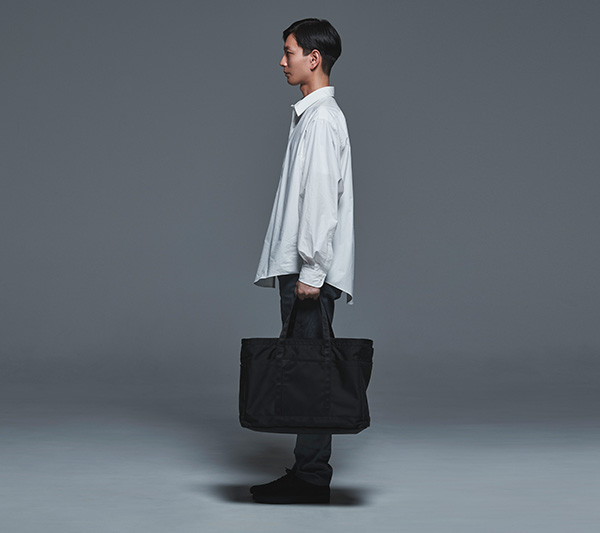 TOTE PRO M BLACK | PRO | PRODUCTS | MONOLITH OFFICAL ONLINE STORE