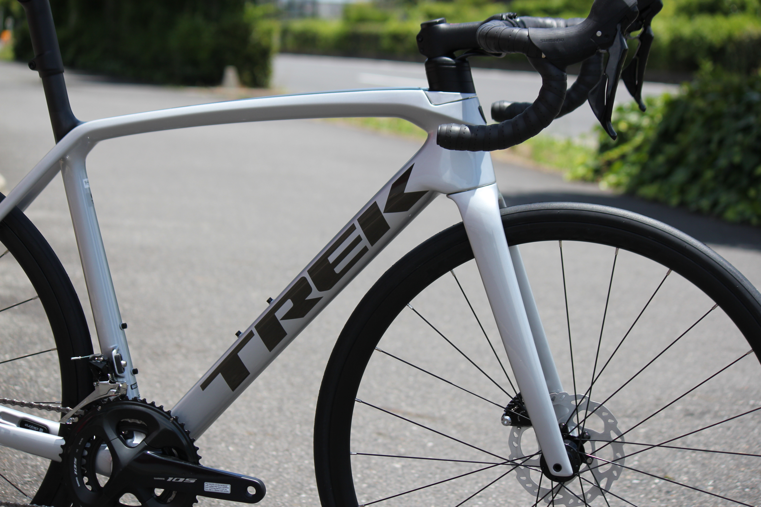 クラスを超えた最先端モデル。NEW EMONDA SL5 | お知らせ | ストラーダ