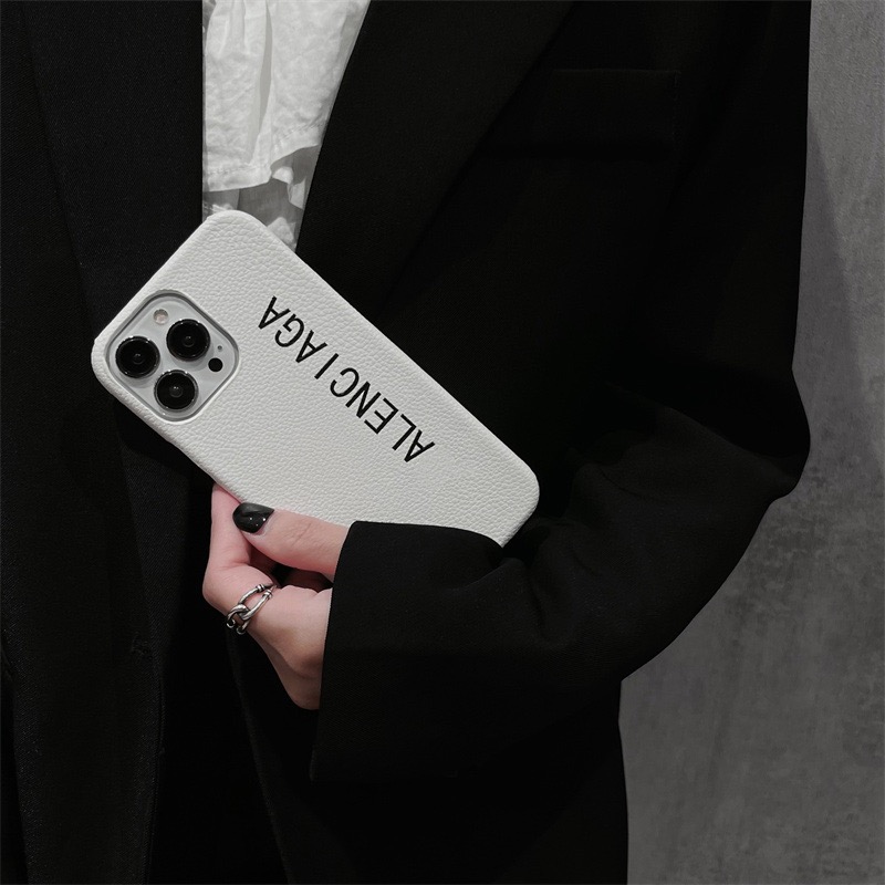⚫︎国内直営店購入品⚫︎BLENCIAGA iPhone13pro用ケース BALENCIAGA