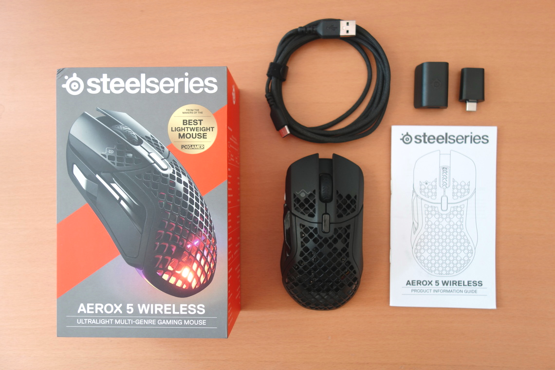 SteelSeries Aerox 5 Wireless Review - Packaging, Weight, Cable