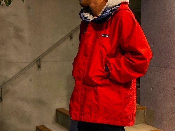 名作【patagonia/パタゴニア】スーパーアルパインジャケットの入荷です