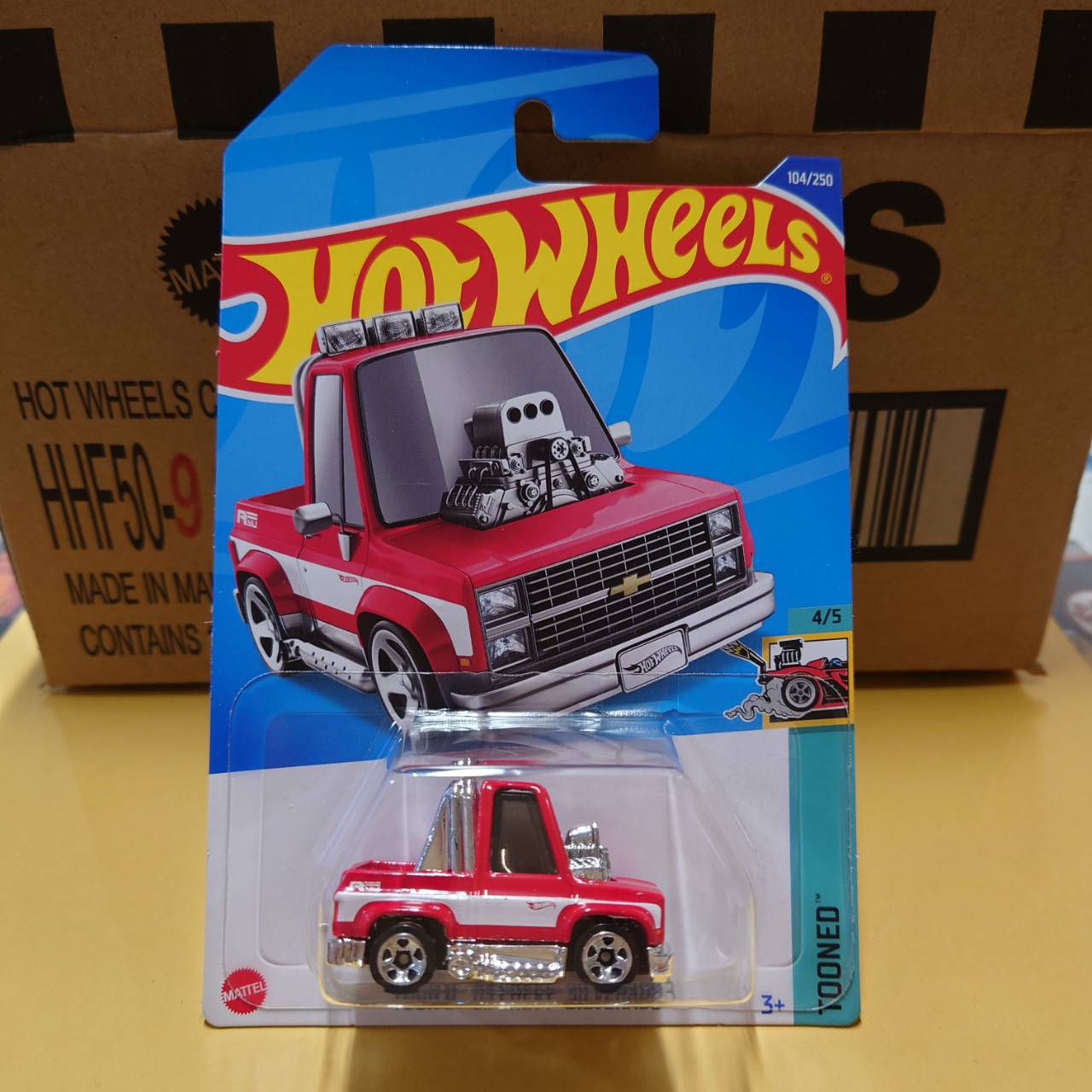 ホットウィール ベーシック TOON'D '83 シェビー シルバラード