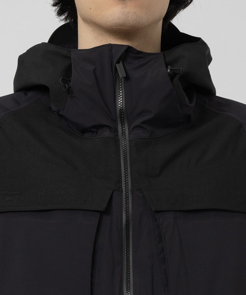 WHITE MOUNTAINEERING（ホワイトマウンテニアリング） ブルゾン