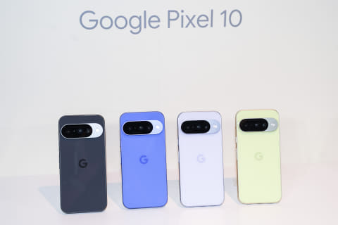 Google新スマホ「Pixel 10」4機種。カメラ撮影スマホが“コーチ”、自分