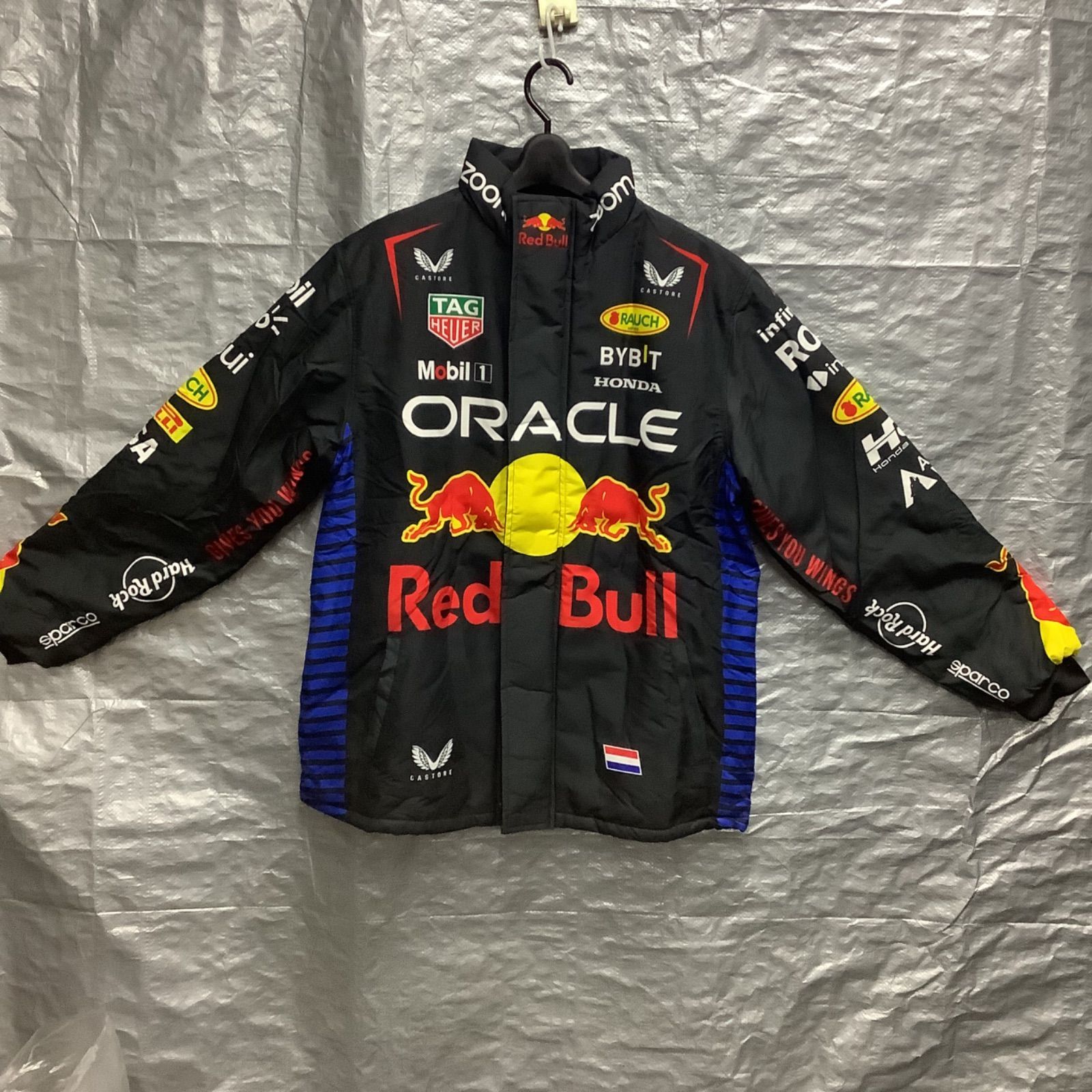 ブルゾン Red Bull レッドブル ジャンパー - メルカリ