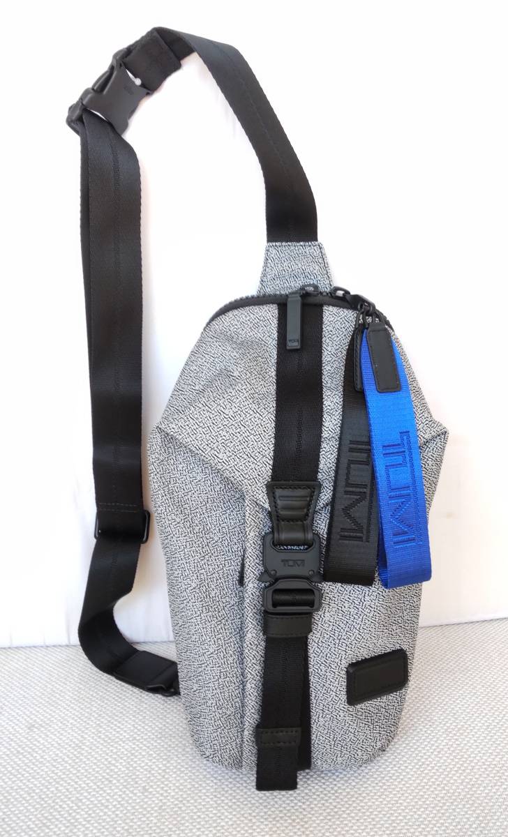 Yahoo!オークション - 極美品 TUMI TAHOE トゥミ ボディバッグ ボーズ
