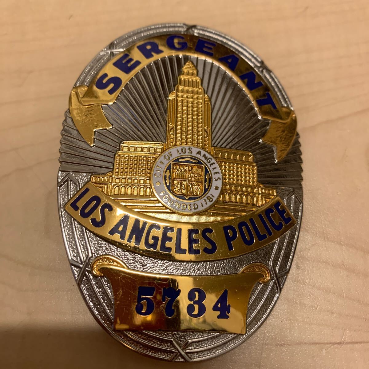 Yahoo!オークション - LAPD レプリカ ロサンゼルス市警察 ポリスバッジ