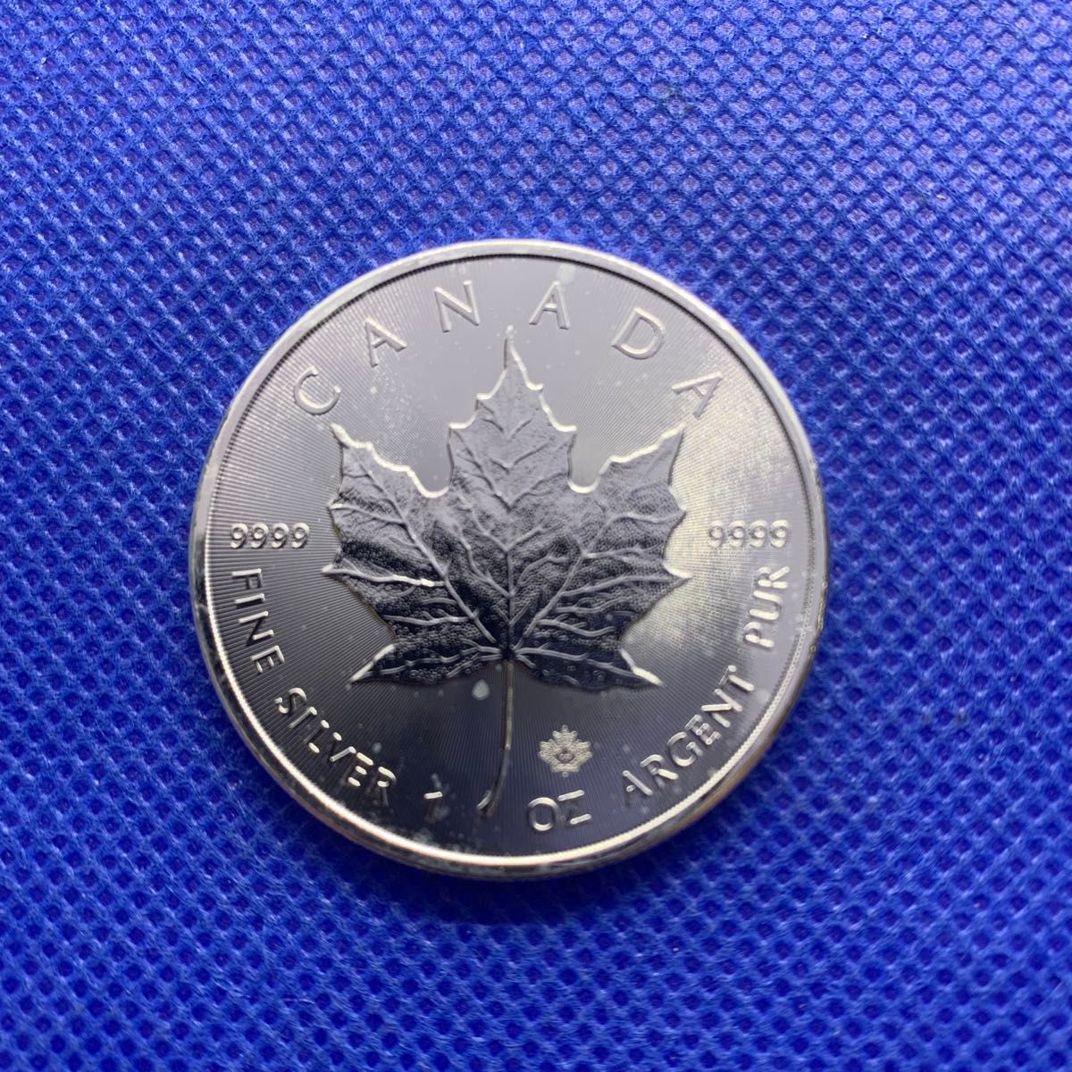2017年メイプルリーフ銀貨 1オンス(31 1g) 純銀9999本物 コイン