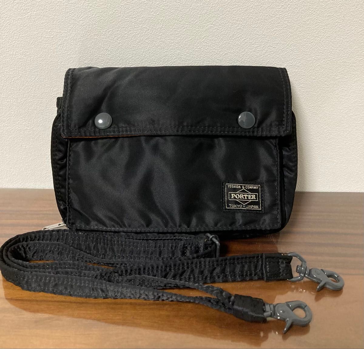 美品】【廃盤】PORTER タンカー ショルダーバッグ ブラック【定価20350
