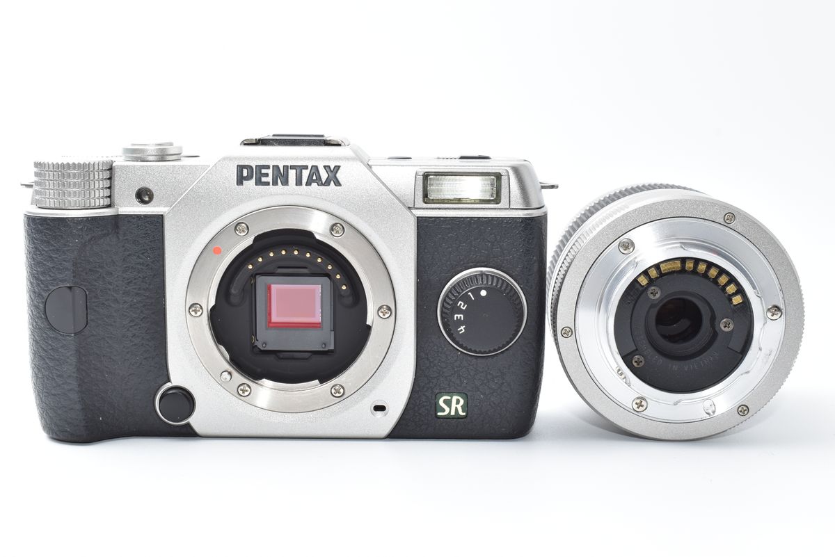 バッテリーx2付き】ペンタックス PENTAX Q7 シルバー レンズキット