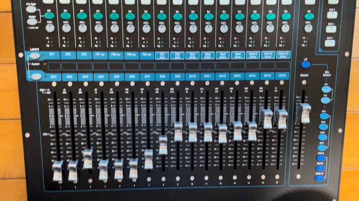 KORG コルグ KAOSS MIXER KM-2 カオスミキサー ジャンク｜Yahoo!フリマ