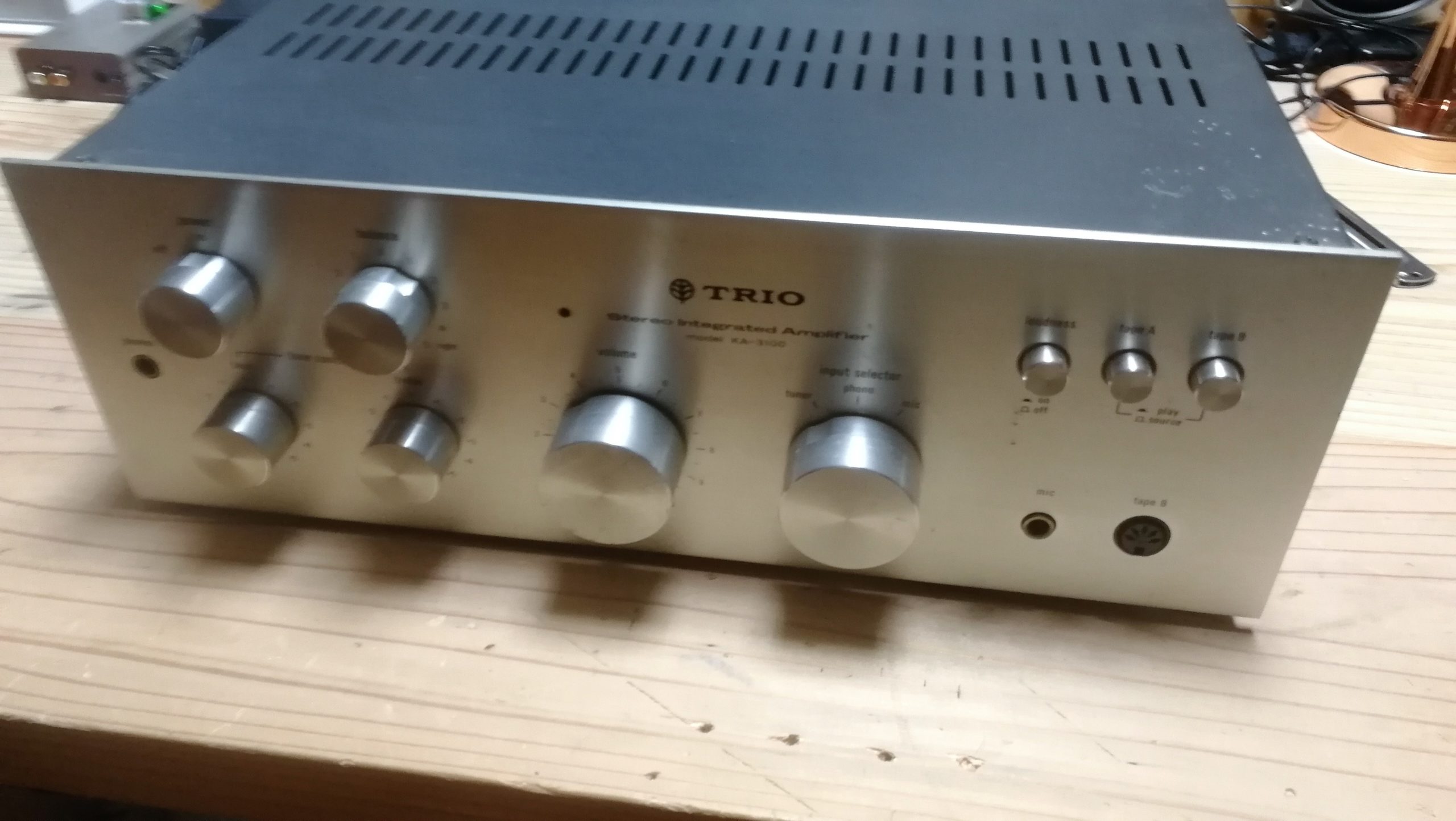 生まれた年のアンプ TRIO KA-3100で聴く。 – ぎりレコ