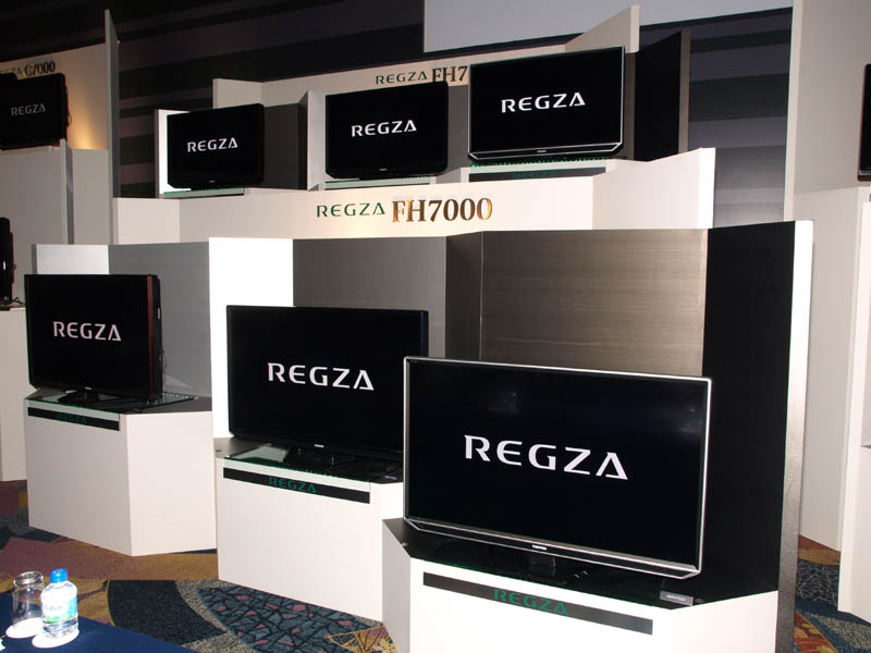 東芝、超解像で画質を向上したREGZA最上位機「ZH7000」