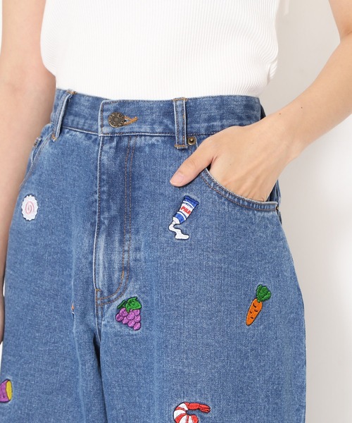 PUNYUS（プニュズ）の「10th anniversary総柄刺繍デニムバギーパンツ