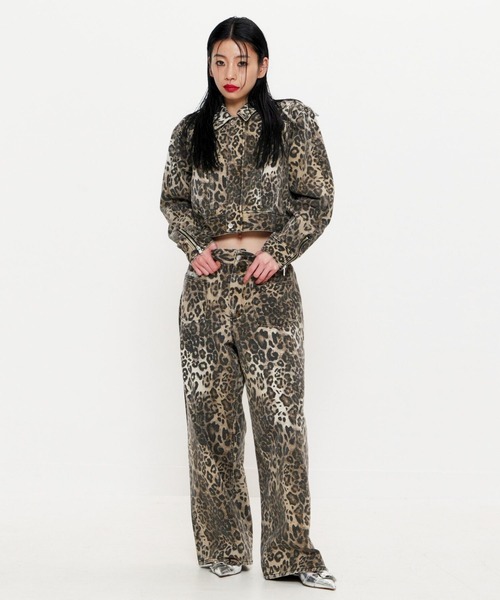 BEEDEN（ビーデン）の「LEOPARD PRINT WIDE STRAIGHT PANTS（その他
