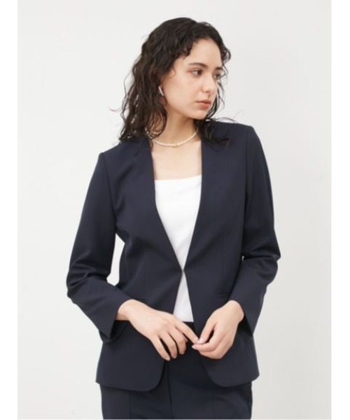 Mila Owen（ミラオーウェン）の「SET UPシワレスノーカラージャケット