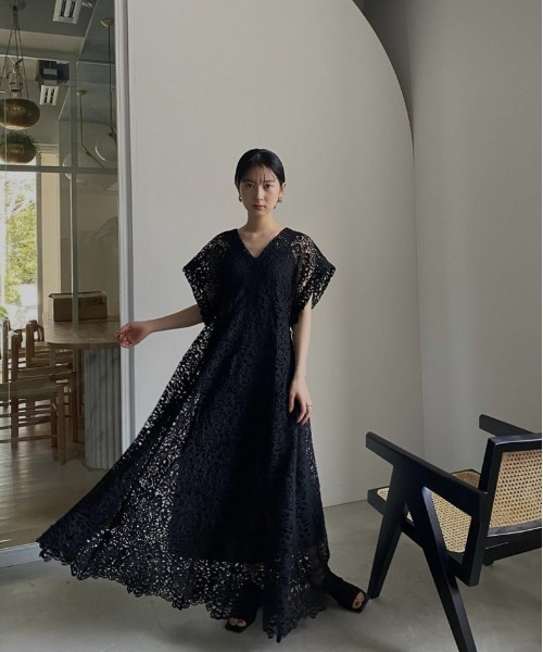 Ameri（アメリ）の「MEDI 2WAY FLARE CHEMICAL LACE DRESS（ワンピース