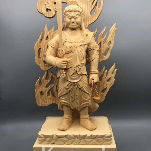 最高級 木彫り 仏像 不動明王立像 一刀彫 天然木檜材 彫刻 仏教工芸