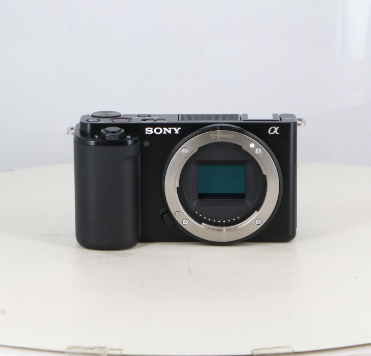 新品】(ソニー) SONY VLOGCAM ZV-E10 ボディ ブラック｜ナニワグループ