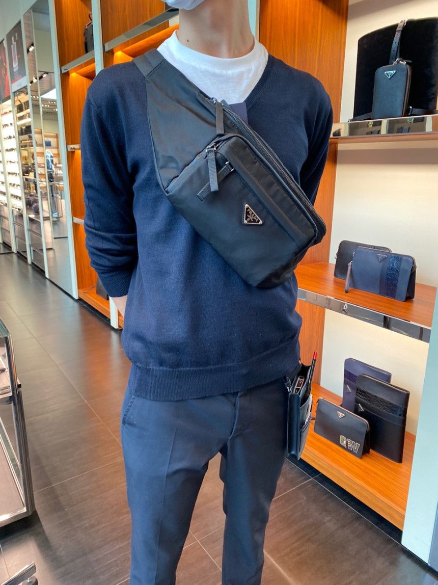 国内発送○PRADA○三角ロゴ ボディバッグ ユニセックス 2VL005 (PRADA