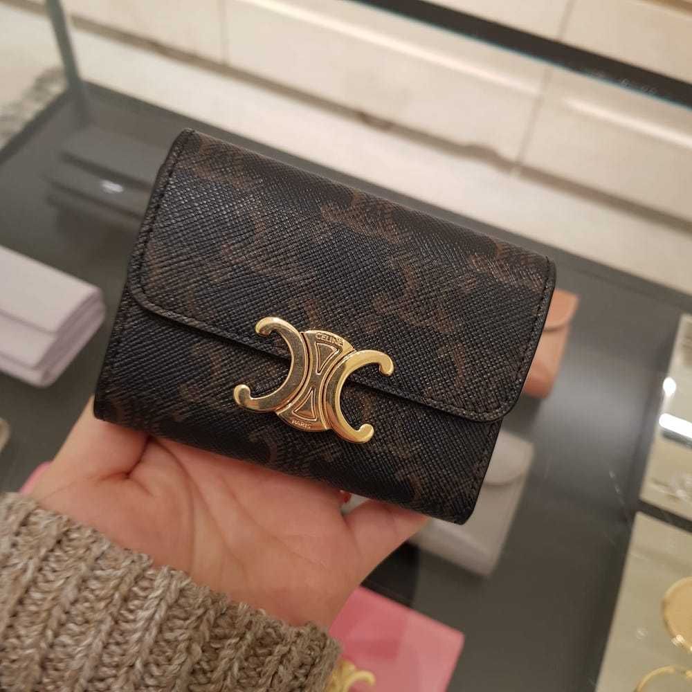 ☆CELINE☆ コイン入れ付きコンパクトウォレット トリオンフ (CELINE