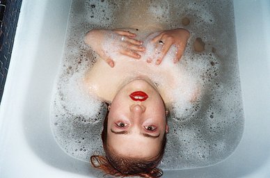 カメラ: nikon zoom 500 AF · Lomography
