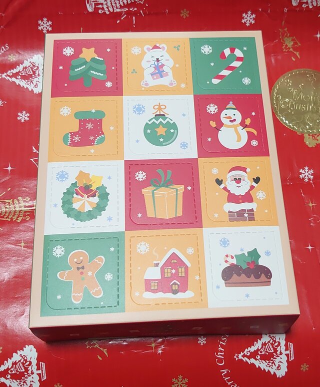 ⌂*Xmasオーナメント*⌂BOX入り!クリスマスカラーくまさんとポンポン