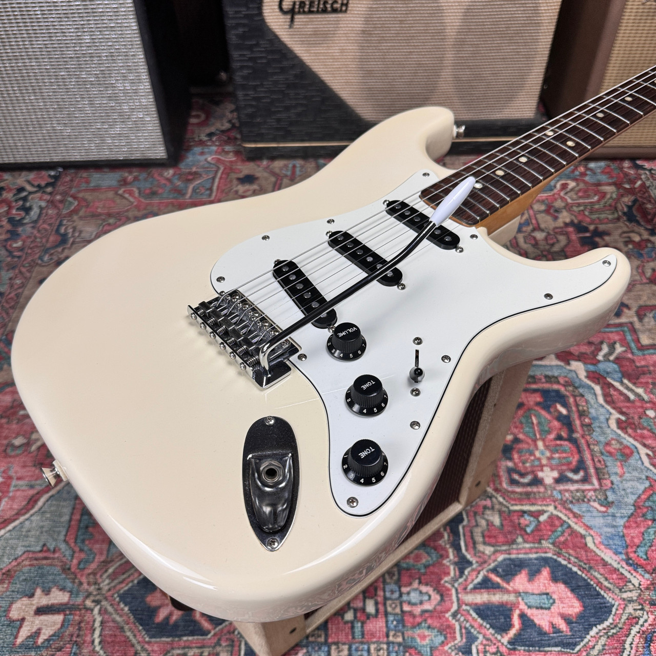 Fernandes Revival Series '76 Stratocaster RST-50-W Olympic White