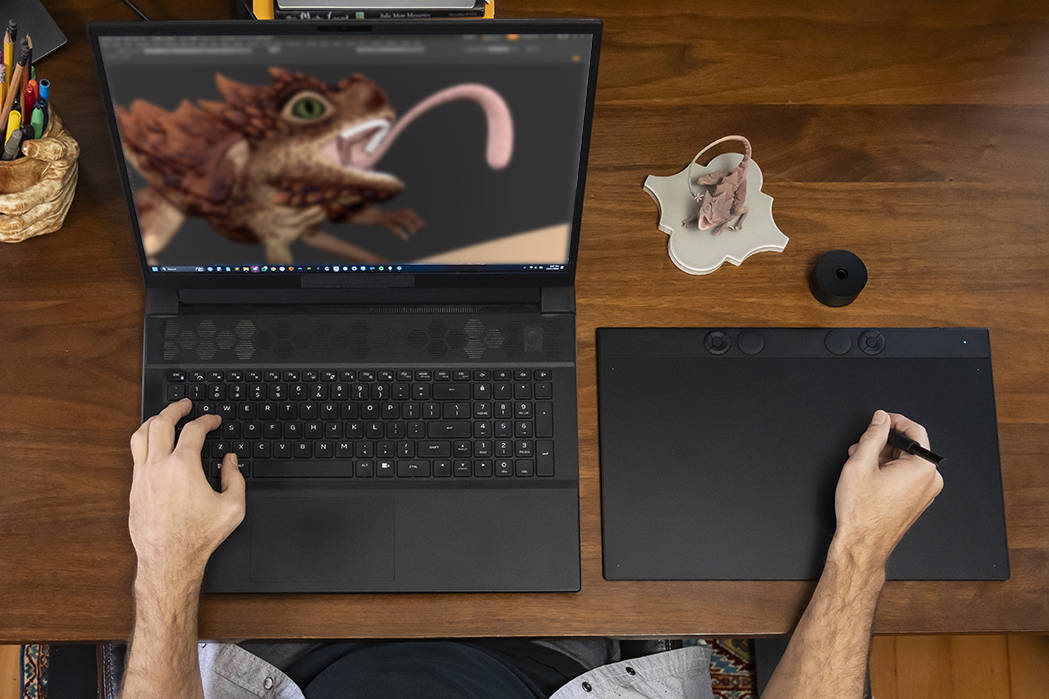 Wacom Intuos Pro Large Drawing Tablet - Wacom