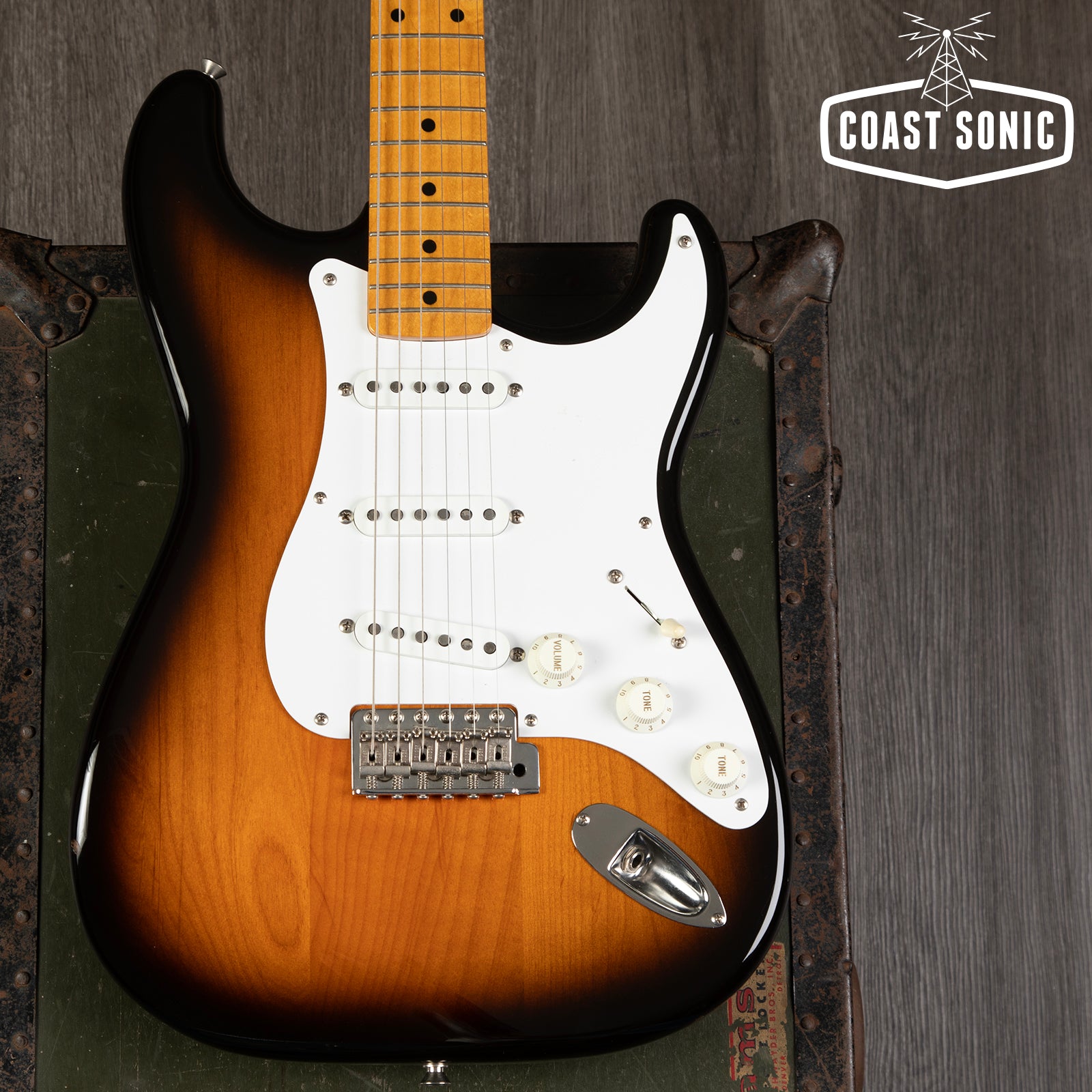 2004 Fender '57 reissue Stratocaster ST57-58US Crafted in Japan CIJ