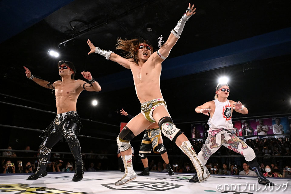 10/3【DDT】THE RAMPAGE武知海青がプロレス3戦目で華麗なダンスを披露