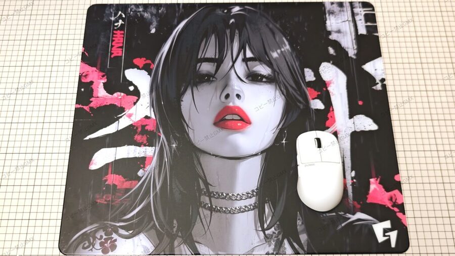 マウス・トラックボール GLSSWRKS Hana Premium Glass Mousepad