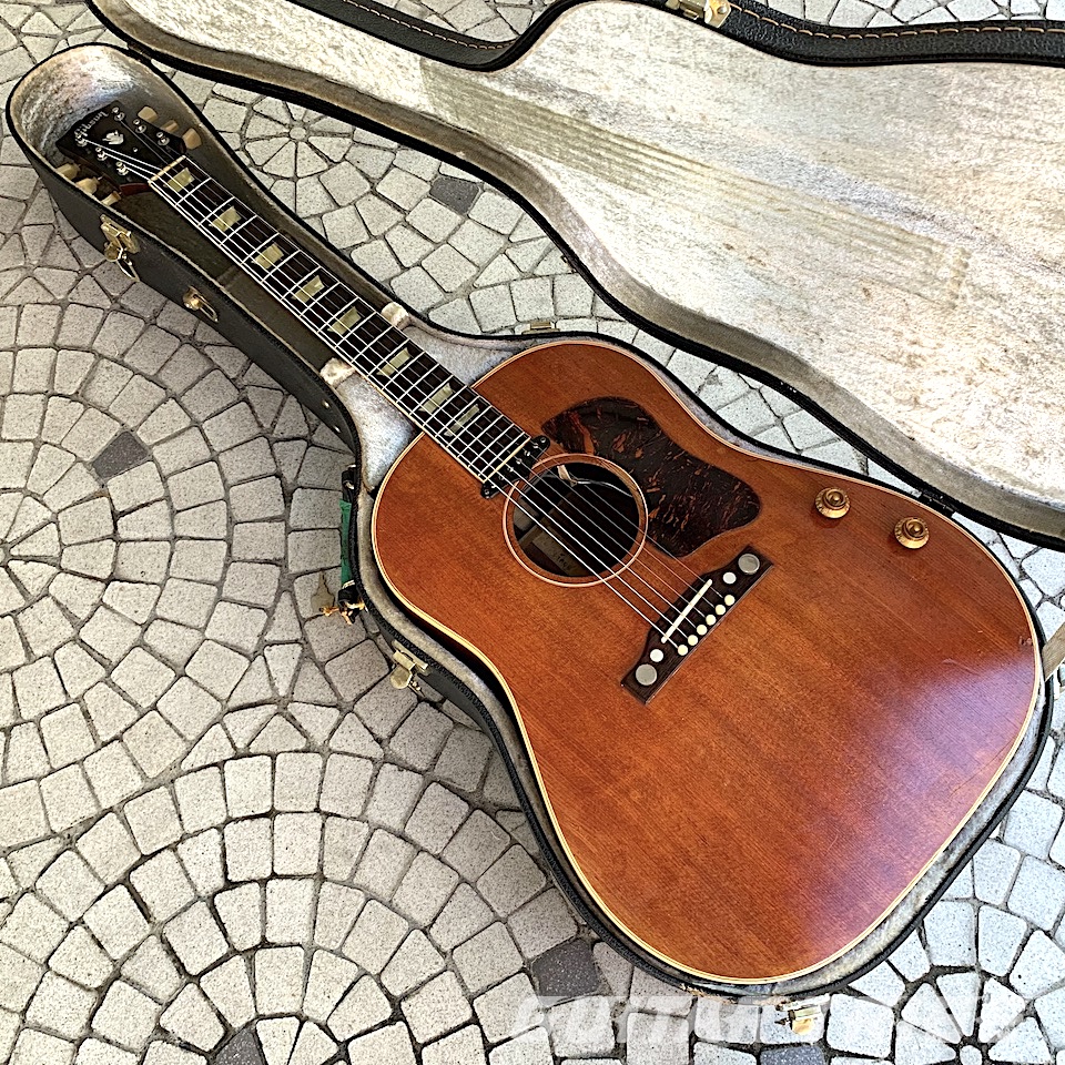Gibson 1956 J-160E Natural | GUITAR TRIBE.COM