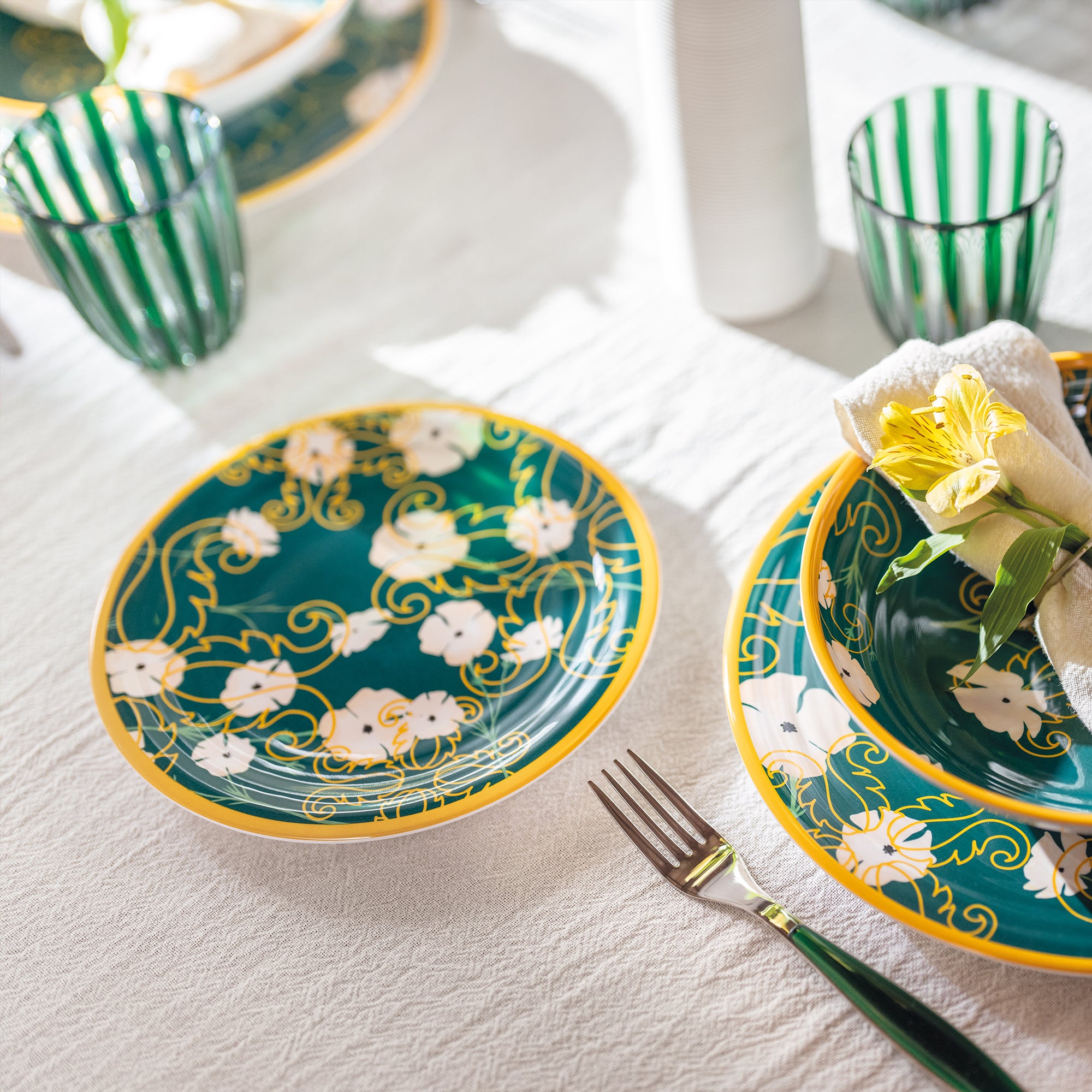 Plates & Place sets