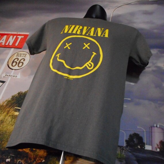 Vintage Nirvana T-shirt: 1992 Y2K Smiley Face Reproduction - Small