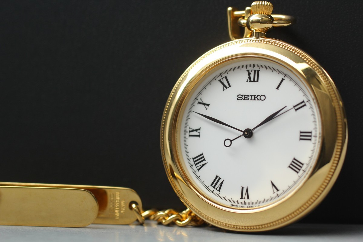 Vintage 1994 Seiko Pocket 7N01-9A20 Gold Roman Quartz Mens Watch